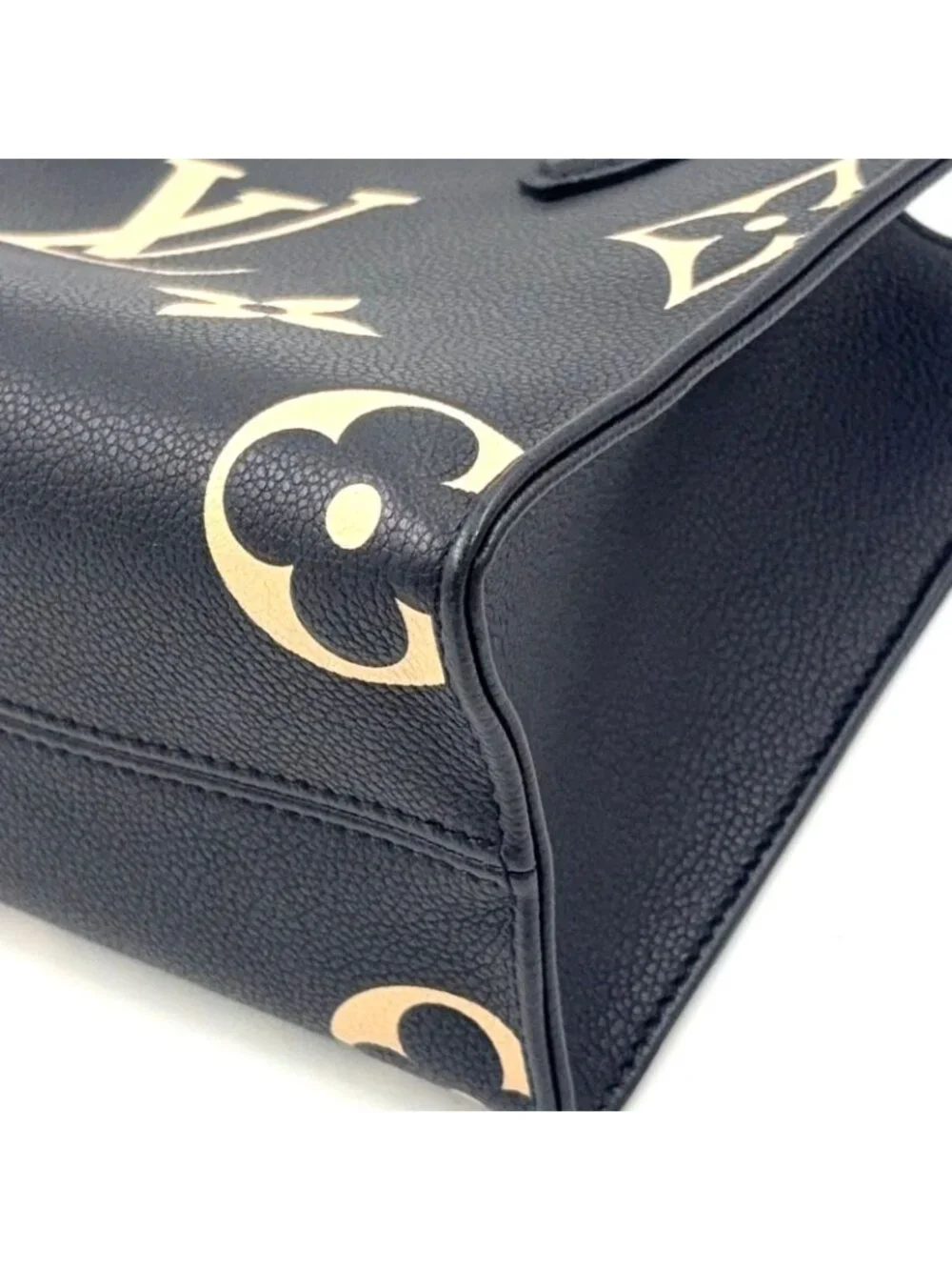 Louis Vuitton On The Go PM Bicolor Monogram Empreinte Leather Black Handbag Gold
